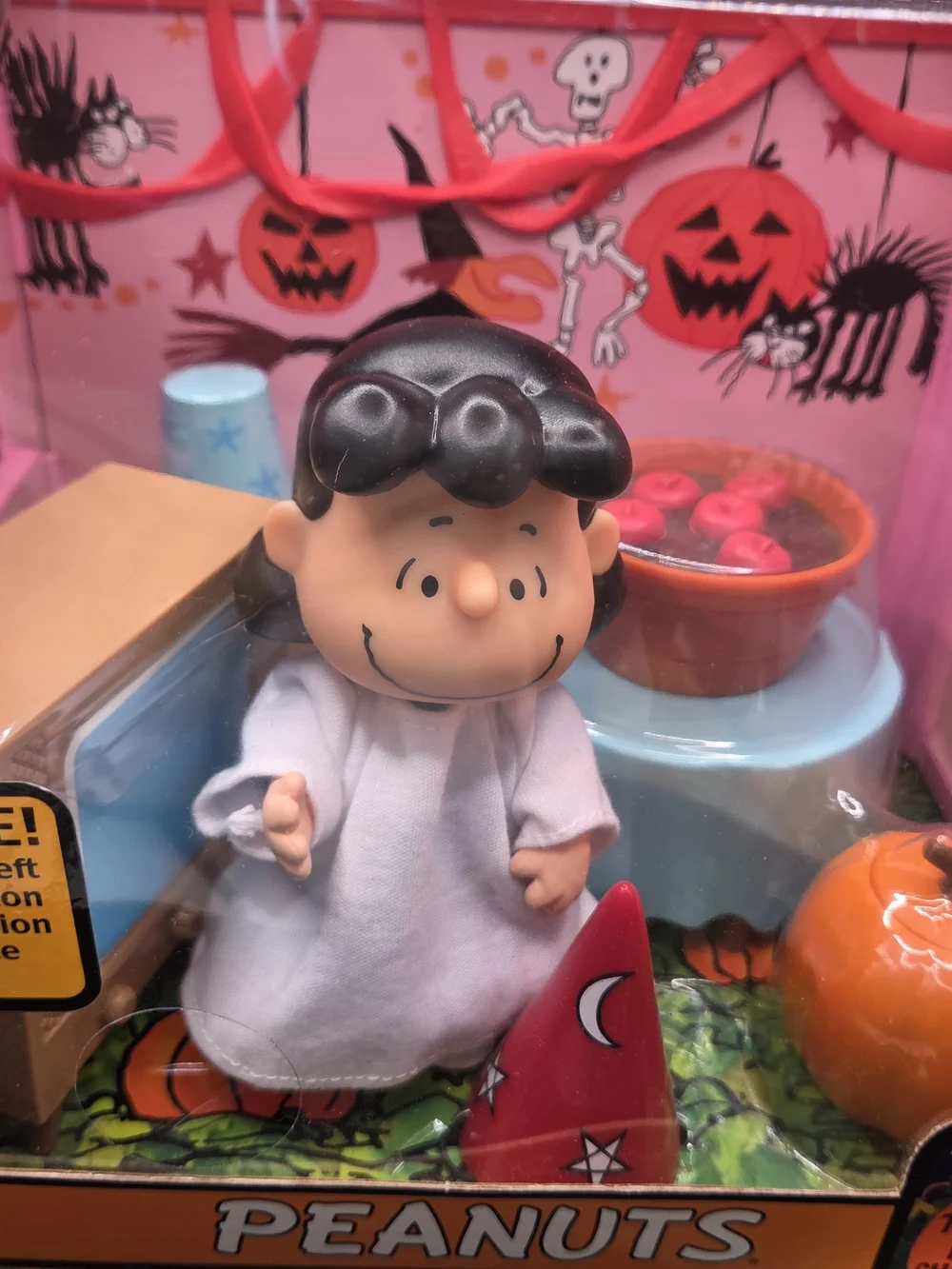 Peanuts Lucy Doll in White Dress with Black Hair - Halloween Set